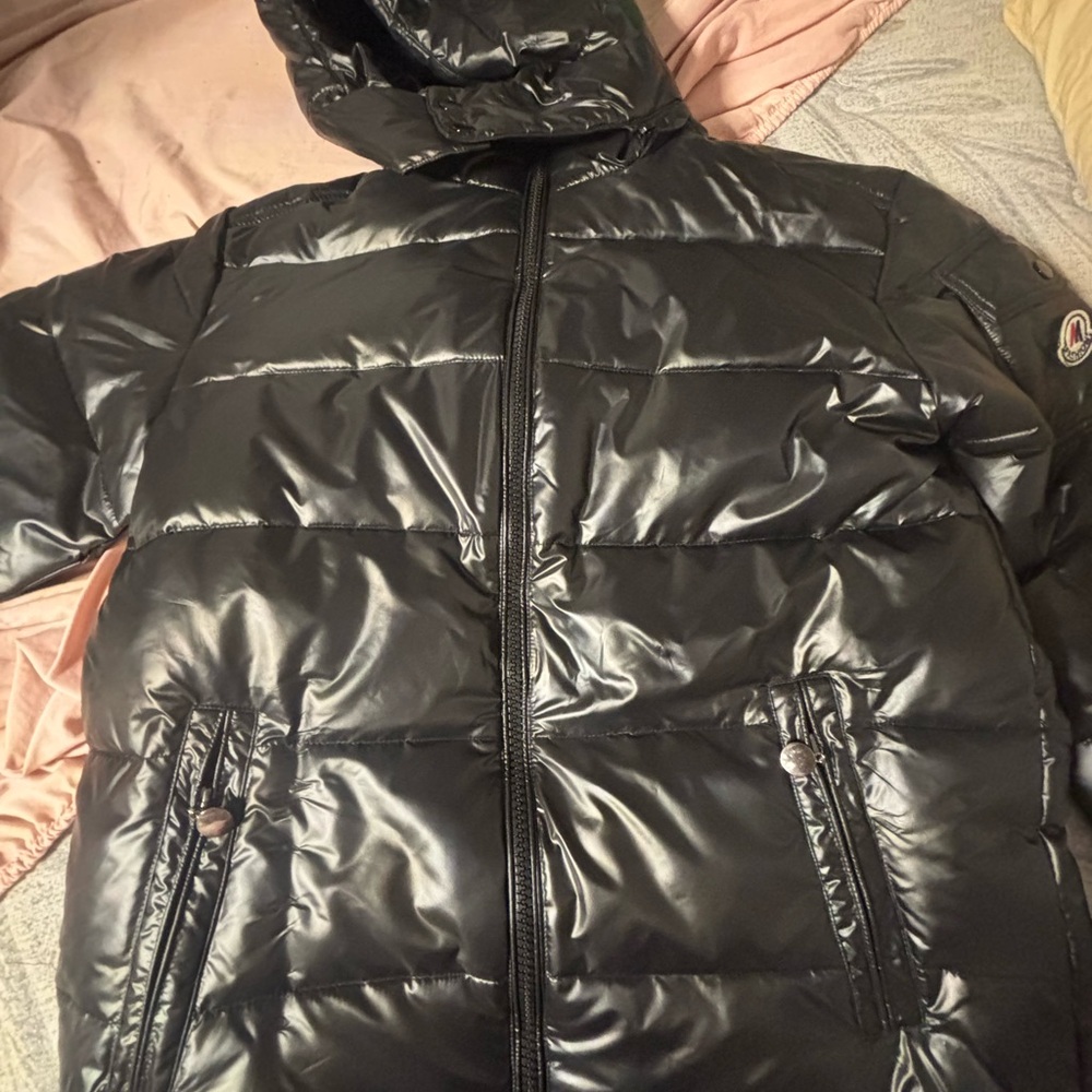 SHEIN Glossy Black Puffer Jacket